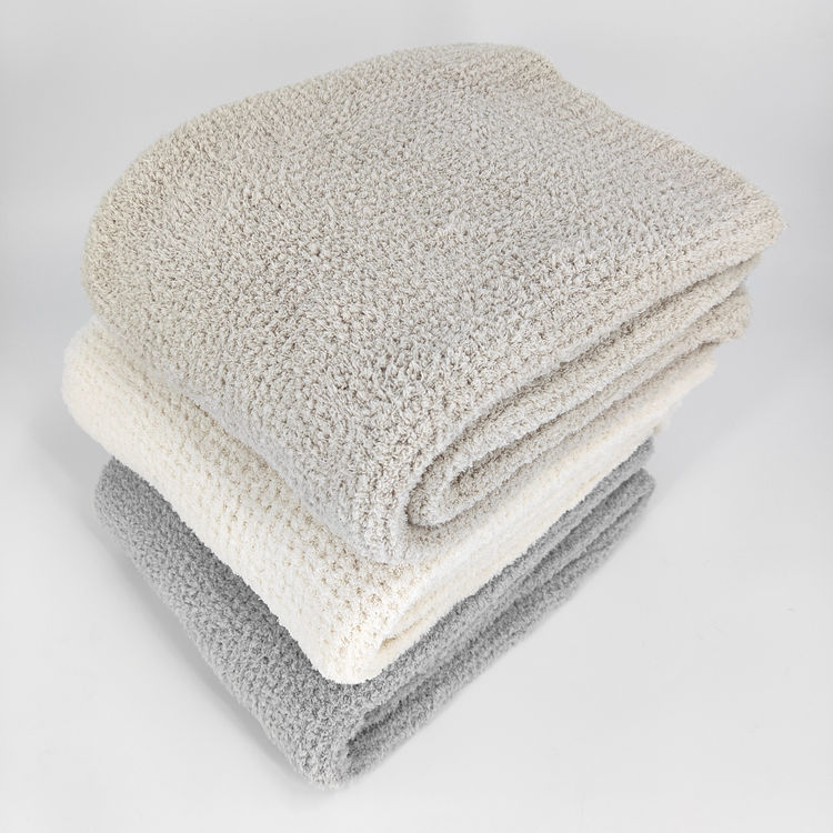 Knit Throw Blanket Super Soft Warm Blanket for Couch Lightweight Fluffy Blanket for Bed Sofa